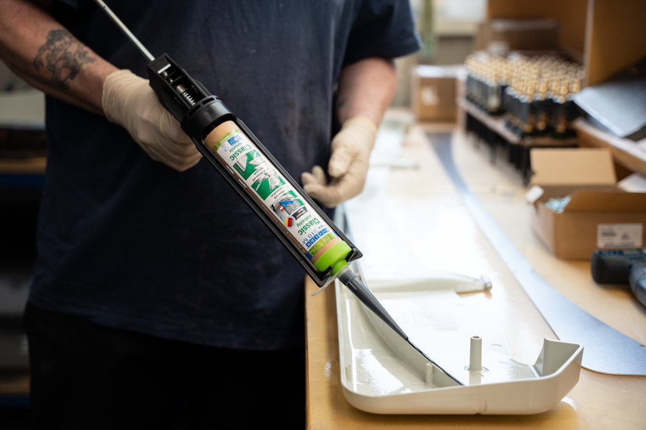 Flex 310 M® Classic MS-โพลิเมอร์ | กาวยืดหยุ่นบนพื้นฐาน MS Polymer สำหรับการใช้งานที่หลากหลาย