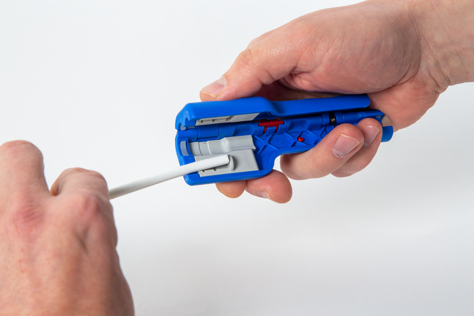 Coax Stripper หมายเลข 1 F Plus - สำหรับสายโคแอกเซียลขนาดมินิหรือมิดิ | สำหรับการลอกและการลอกสายโคแอกเซียล รวมถึงเครื่องมือช่วยในการคลายเกลียว