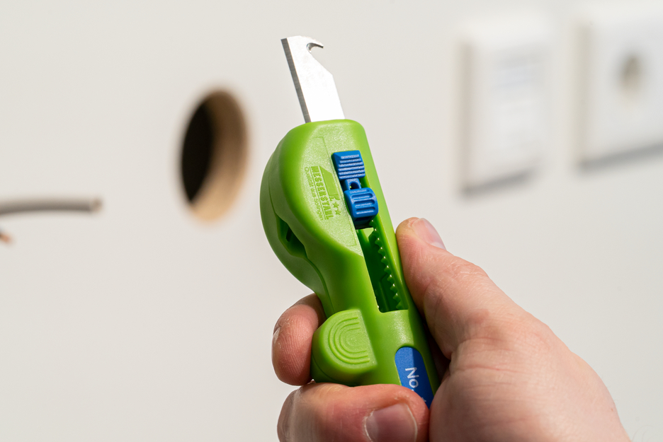 Quadro-Stripper No.16 Green Line | เครื่องมือลอกสายที่ยั่งยืน I เครื่องลอกสายหลายฟังก์ชัน, ช่วงการลอก 0.5 - 6.0 มม² I การลอกสาย 8 - 13 มม. Ø