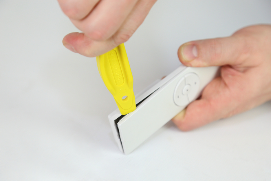 Easy Opener® | เครื่องมือคีบสำหรับการถอดชิ้นส่วนที่ละเอียดอ่อนอย่างนุ่มนวล