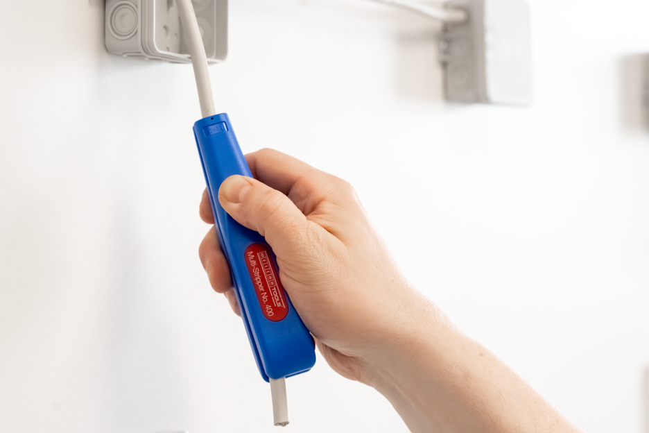 Multi-Stripper No. 400 | เครื่องลอกสายแบบหลายฟังก์ชัน I ช่วงการทำงานการลอกสาย 0.5 - 6.0 mm² / การลอกสาย 8 - 13 มม. Ø
