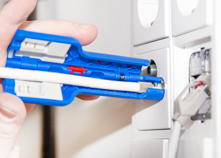 Coax Stripper หมายเลข 1 F Plus - สำหรับสายโคแอกเซียลขนาดมินิหรือมิดิ | สำหรับการลอกและการลอกสายโคแอกเซียล รวมถึงเครื่องมือช่วยในการคลายเกลียว