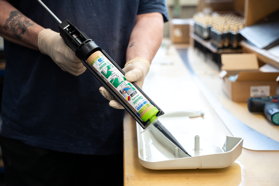Flex 310 M® Classic MS-โพลิเมอร์ | กาวยืดหยุ่นบนพื้นฐาน MS Polymer สำหรับการใช้งานที่หลากหลาย